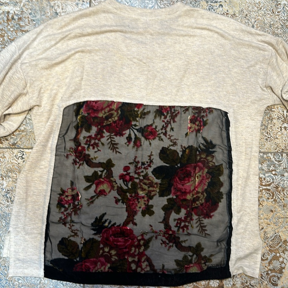 Women’s large shirt - Picture 4 of 5